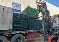 青島蘇先生訂購的圈地護欄網裝車